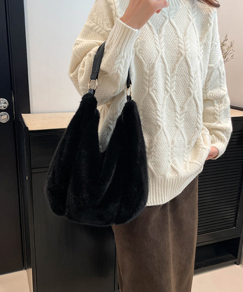 もこもこトートバッグエコファー秋冬バッグ レディースふわふわワンショルダーバッグ 大人かわいいフェイクファー肩掛けバッグ軽量A4大容量 斜め掛けバッグ おしゃれ鞄 6ZMIN-010