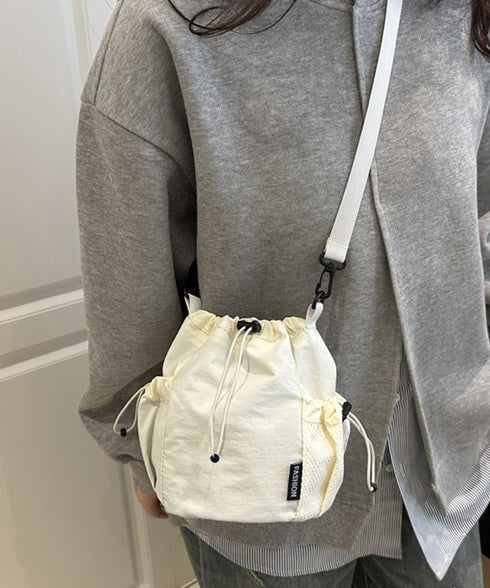 ショルダーバッグ 韓国風 ユニセックス鞄 バケットバッグ ドローストリング付き ミニ巾着バッグ 多収納 カジュアルかばん コンパクト 斜め掛けバッグ 大人かわいい 77CHTAO-002