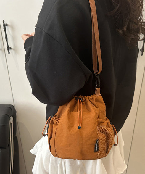 ショルダーバッグ 韓国風 ユニセックス鞄 バケットバッグ ドローストリング付き ミニ巾着バッグ 多収納 カジュアルかばん コンパクト 斜め掛けバッグ 大人かわいい 77CHTAO-002