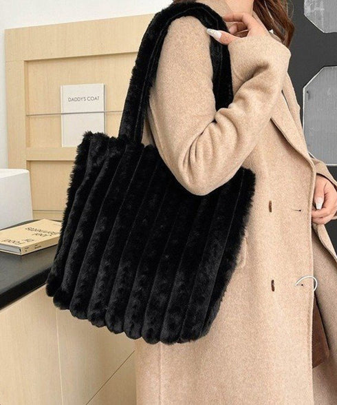 トートバッグ A4サイズ鞄 ファーバッグ 軽量 エコファーバッグ スクエア ボアバッグ もこもこ トート冬 ふわふわ 大容量ハンドバッグ カジュアル 縦ライン 鞄 77KK-001