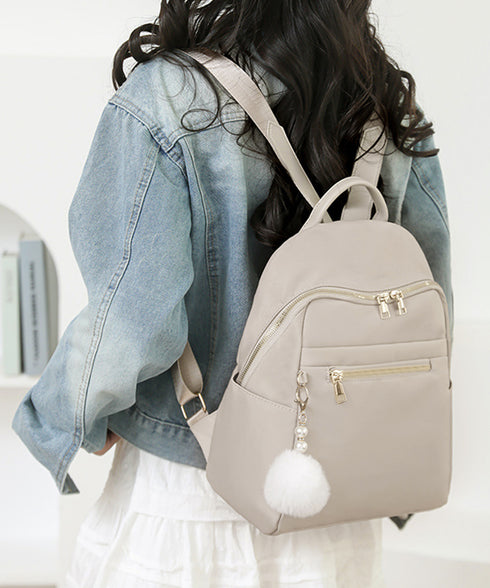 リュックサック 軽量 ファーチャーム付き レディース バックパック 大容量 デイパック 通勤通学 多収納 肩掛けバッグ 韓国風 大人可愛い 2wayナイロンかばん 77WENYU-002