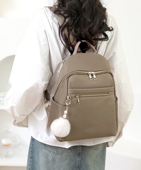 リュックサック 軽量 ファーチャーム付き レディース バックパック 大容量 デイパック 通勤通学 多収納 肩掛けバッグ 韓国風 大人可愛い 2wayナイロンかばん 77WENYU-002