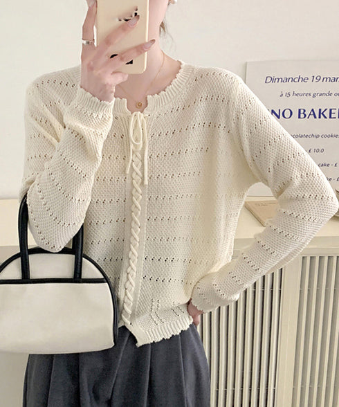 ニットトップス リボンレースアップ春秋 レディース 肌見せニット 長袖 ラウンドネック 無地 ニットセーター 通勤 透かし編みニット フェミニン 着回しトップス 77BAW-001