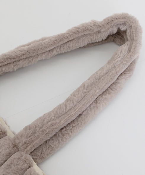 トートバッグ A4サイズ鞄 ファーバッグ 軽量 エコファーバッグ スクエア ボアバッグ もこもこ トート冬 ふわふわ 大容量ハンドバッグ カジュアル 縦ライン 鞄 77KK-001