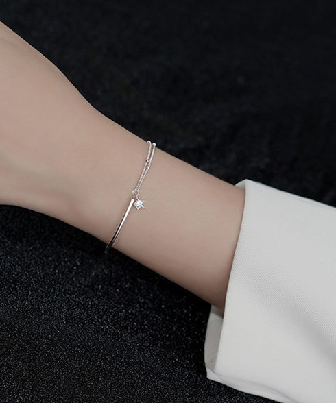 五角星モチーフ 2連チェーンブレスレット コンビブレスレット シルバー ラインストーン アクセサリー キラキラ 重ね付け 華奢 ギフト 女子会 細めチェーンお洒落 77LUYI-002