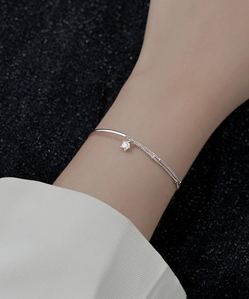 五角星モチーフ 2連チェーンブレスレット コンビブレスレット シルバー ラインストーン アクセサリー キラキラ 重ね付け 華奢 ギフト 女子会 細めチェーンお洒落 77LUYI-002