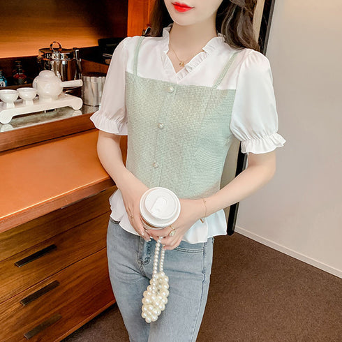 シャツブラウス 半袖 フリルVネック レディーストップス パフスリーブ 大人可愛い レイヤード風 通勤通学 プルオーバー おしゃれ 配色 パールボダン 77SSQ-002