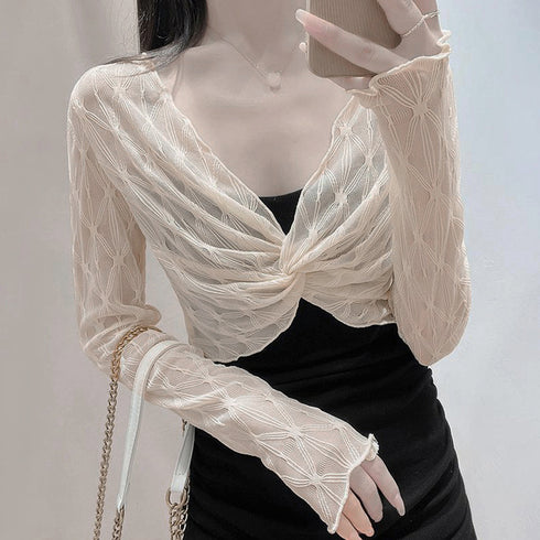 シアートップス フロントツイスト 長袖 ショート丈トップス レディース 透け感 Vネック 重ね着 大人可愛い 韓国ファッション クロップド丈 鎖骨見せ セクシー 77SSQ-003