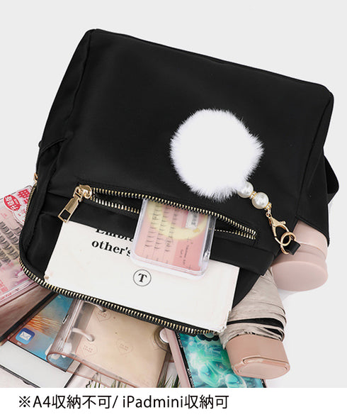 リュックサック 軽量 ファーチャーム付き レディース バックパック 大容量 デイパック 通勤通学 多収納 肩掛けバッグ 韓国風 大人可愛い 2wayナイロンかばん 77WENYU-002