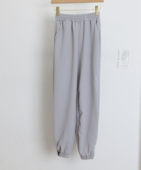 ジョガーパンツ ウエストゴム 春夏ズボン イージーパンツ 韓国風 無地 レディースボトムス 九分丈 ゆったり 薄手 ポケット付き 着回し 裾ゴムパンツ カジュアル 77XINROU-001