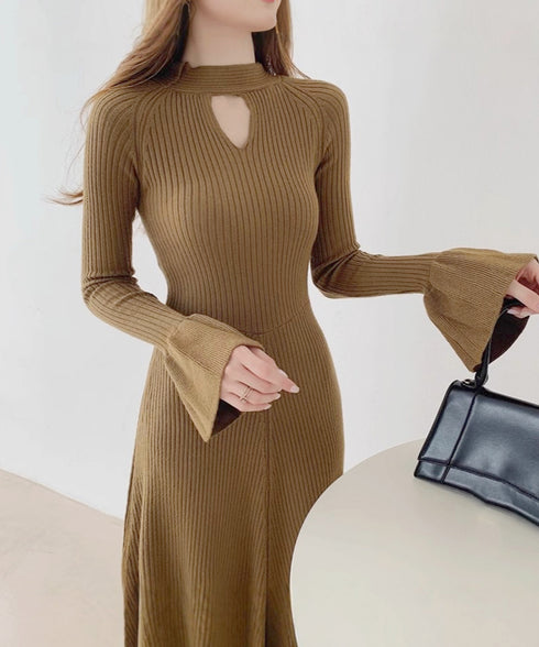 キーホールネックリブニットワンピース秋冬 レディース フレアスリーブワンピース 前後2wayモックネックロングワンピ 上品ベル袖Aラインワンピ ボディラインニット 80YT-037
