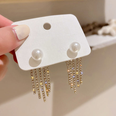 ピアス フェイクパール レディース結婚式 おしゃれ パーティーピアス キラキラ ラインストーン 揺れる 結婚式アクセサリー 韓国 パールバックキャッチ ピアス上品 80BYU-020