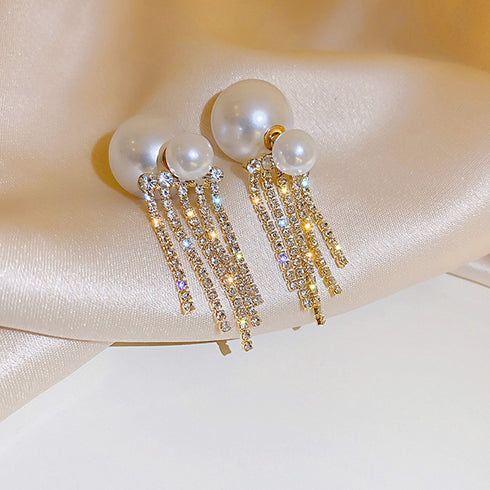 ピアス フェイクパール レディース結婚式 おしゃれ パーティーピアス キラキラ ラインストーン 揺れる 結婚式アクセサリー 韓国 パールバックキャッチ ピアス上品 80BYU-020