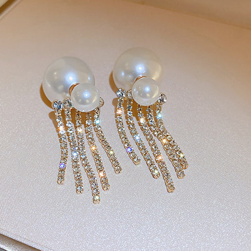 ピアス フェイクパール レディース結婚式 おしゃれ パーティーピアス キラキラ ラインストーン 揺れる 結婚式アクセサリー 韓国 パールバックキャッチ ピアス上品 80BYU-020