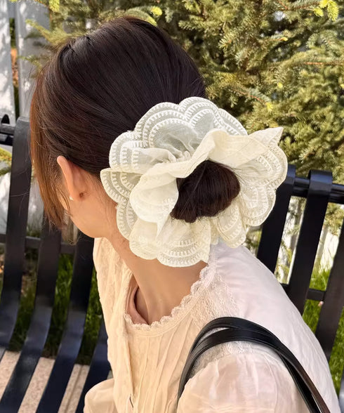 ボリュームレースシュシュ 韓国風ヘアゴム レディース 大人かわいい ヘアアクセ フェミニン ヘアグッズ 甘めスタイル 髪飾り おしゃれ まとめ髪 オルチャン髪ゴム 80JUNSHAN-011