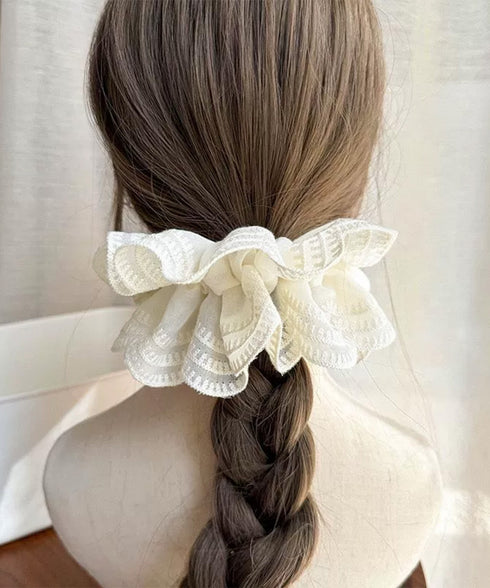 ボリュームレースシュシュ 韓国風ヘアゴム レディース 大人かわいい ヘアアクセ フェミニン ヘアグッズ 甘めスタイル 髪飾り おしゃれ まとめ髪 オルチャン髪ゴム 80JUNSHAN-011