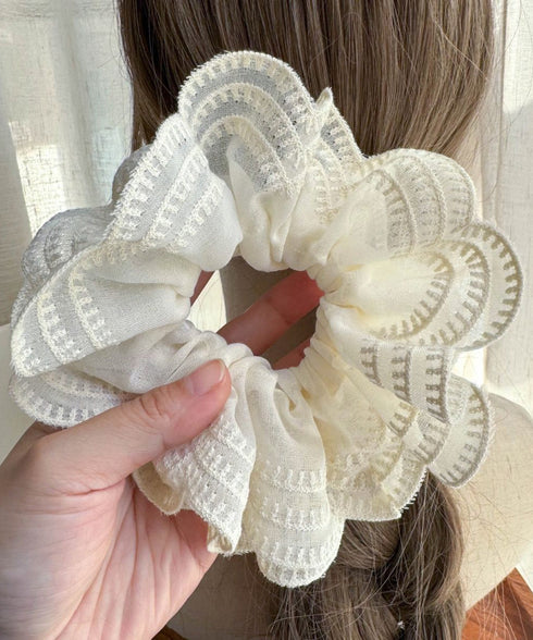 ボリュームレースシュシュ 韓国風ヘアゴム レディース 大人かわいい ヘアアクセ フェミニン ヘアグッズ 甘めスタイル 髪飾り おしゃれ まとめ髪 オルチャン髪ゴム 80JUNSHAN-011