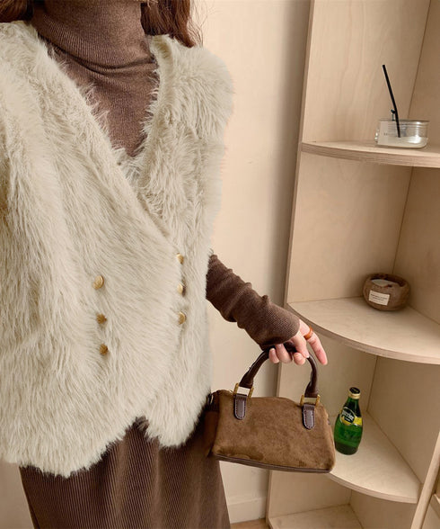 ふわふわファーベストVネックニットベスト レディース ダブルボタン エコファーベスト 春秋冬重ね着 柔らかいニットジレ軽量 大人カジュアル もこもこチョッキ韓国風 80QT-002