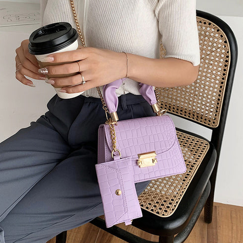 クロコ型押しショルダーバッグ ポーチ付き レディース ミニ 2wayハンドバッグ 高みえ チェーンバッグ 韓国斜めがけバッグ 大人手提げバッグ 女性 肩掛けカバン 80SAIK-002