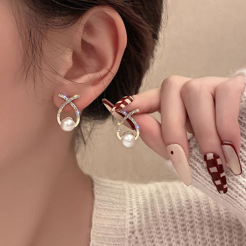 クロス ピアス フェイクパール 大粒 韓国 ファッション キラキラ ピアス レディース エレガント 上品 清楚 女性 パーティー アクセサリー スタイリッシュ 80XIAOHAN-003