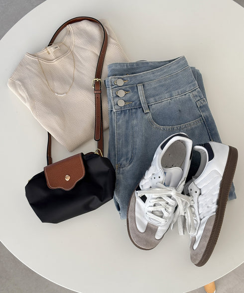 ハイウエスト デニムパンツ レディース 美脚ストレートパンツ 着やせ セミワイドパンツ ボタン付き ジーパン 高く見え ロングズボン オシャレ カジュアルパンツ 80YFG-001