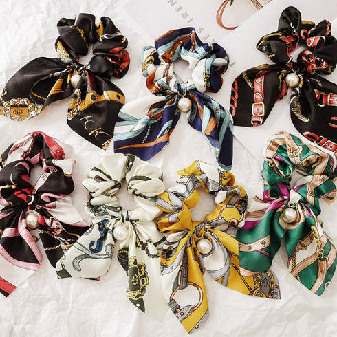 スカーフ シュシュ ヘアゴム 蝶結び スカーフ シュシュ ヘアゴム 蝶結び リボン ヘアアクセサリー フラワープリント 髪飾り フェイクパール まとめ髪 80YUS-001