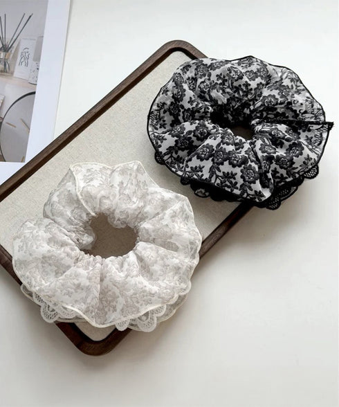 ボリュームレースシュシュ 大きめヘアゴム 大人可愛い ふんわりシニヨンシュシュ ハーフアップまとめ髪 おしゃれボニーテール簡単ヘアアレンジ 韓国風お団子ヘアグッズ 83AIYOU-002