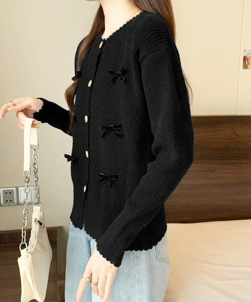 ニットカーディガンリボン飾り 秋冬ニット レディース 韓国風ニットトップスクルーネック 大人可愛い 長袖ニットアウター 程よい甘さセーター メタルボタンニット羽織 83CHENXN-006