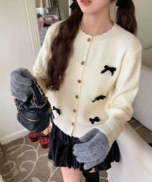 ニットカーディガンリボン飾り 秋冬ニット レディース 韓国風ニットトップスクルーネック 大人可愛い 長袖ニットアウター 程よい甘さセーター メタルボタンニット羽織 83CHENXN-006