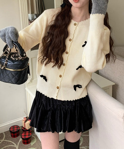 ニットカーディガンリボン飾り 秋冬ニット レディース 韓国風ニットトップスクルーネック 大人可愛い 長袖ニットアウター 程よい甘さセーター メタルボタンニット羽織 83CHENXN-006