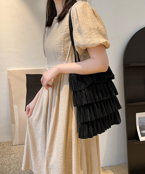 フリルトートバッグ レディース 肩掛け鞄 大人可愛いプリーツトート カジュアルきれいめ 肩掛けバッグ 大容量 韓国風バッグ おしゃれ 女性 ティアードバッグ 軽量 83CUHAN-001