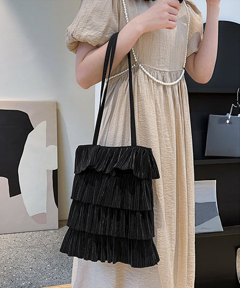 フリルトートバッグ レディース 肩掛け鞄 大人可愛いプリーツトート カジュアルきれいめ 肩掛けバッグ 大容量 韓国風バッグ おしゃれ 女性 ティアードバッグ 軽量 83CUHAN-001