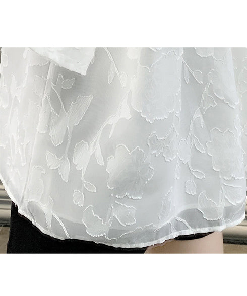 Vネックフリルブラウス 花柄刺しゅう夏服 レディース 半袖薄手 シャツブラウス 体型カバートップス きれいめ 大人可愛い フェミニン服 着やせ 人気ゆったりシャツ 83FENYUN-001