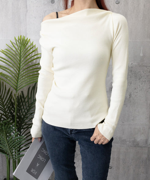 オフショルニットトップスサイドタック長袖 2way ニットソー レディース オフショルダーニットプルオーバー フェミニン 春秋服 ギャザーニットセーターオルチャン 83HTAO-004