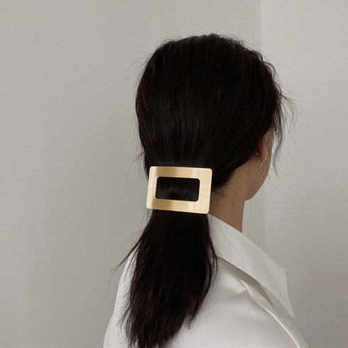 プレートバレッタ 韓国 スクエアフレーム メタル ヘアクリップ カッチン留め ヘアアクセサリー 幅広 ヘアピン ヘアアレンジ 髪留め カジュアル ワイドバレッタ 83LVHENG-002