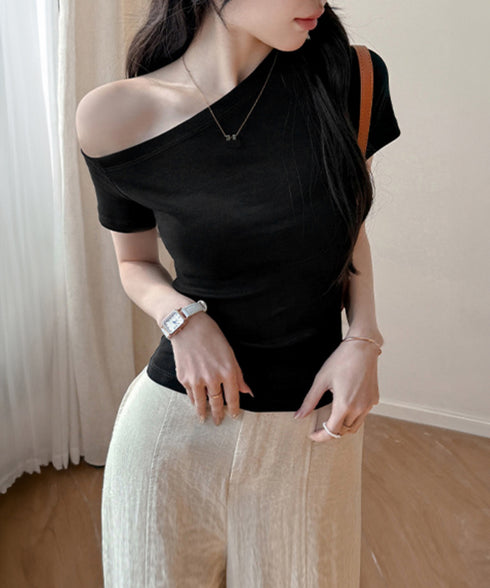 ワンショルダーTシャツオフショルダー夏服 レディース 片肩オフショルカットソー 無地 大人カジュアル セクシー tシャツ お洒落 夏トップス 肩出しカットソー半袖 83LYQYZ-002