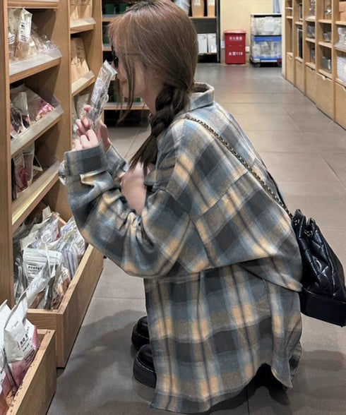 レディースチェックシャツブラウスレトロ風 大人カジュアル チェック柄シャツ ゆったりシャツカーディガン 長袖ライトアウター 体型カバー羽織り韓国風ビッグシャツ四季 83OUQING-002