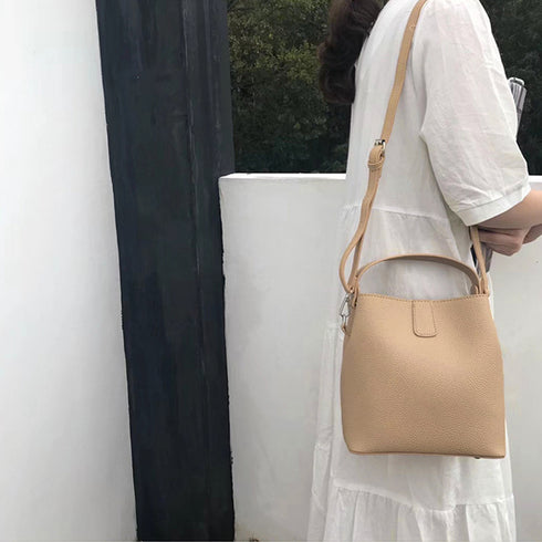 ショルダーバッグ 2wayバケットバッグ レディース 通勤通学 ハンドバッグ カジュアル ポシェット 肩掛けカバン スクエア 大人かわいい 手提げ鞄 韓国風全5色 83PJW-001