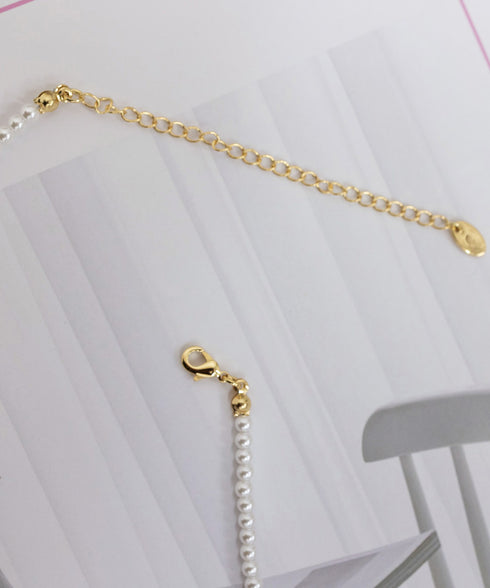 フェイクパールネックレスレディース 上品 鎖骨ネックレス フェミニン首飾り 韓国風ショートネックレス 大人可愛いアクセサリー華やかなパーティージュエリー きれいめ 83QH-005