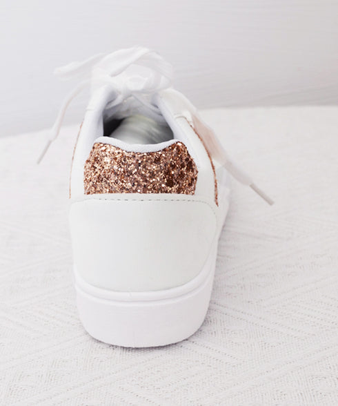 ローカットスニーカー スパンコール靴美脚 韓国風カジュアル フラットシューズ 歩きやすい おしゃれPUレザースニーカー 通勤通学レースアップスニーカー 履きやすい 83RAJL-017