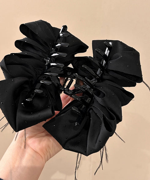 大きめバンスクリップ黒フェザーヘアアクセ 韓国風上品華やかボリュームシュシュ風ヘアクリップ 大人っぽいフリル黒髪飾り キラキラビジュー高級感ヘアアクセサリー髪留め 83SUIMIN-003