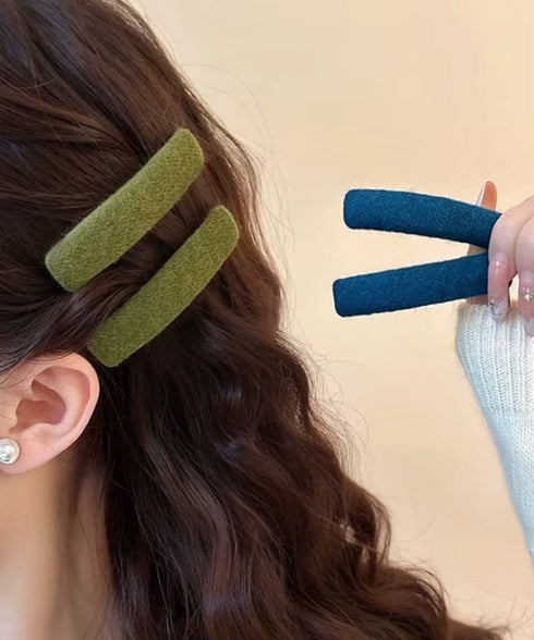 ウール調ヘアクリップ2点セットスリーピン フェルト風前髪クリップ跡がつかない 大人可愛いパッチンピンシンプル おしゃれヘアアクセサリーレトロ髪飾り起毛素材ヘアピン 83TTONG-001
