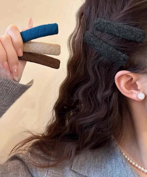 ウール調ヘアクリップ2点セットスリーピン フェルト風前髪クリップ跡がつかない 大人可愛いパッチンピンシンプル おしゃれヘアアクセサリーレトロ髪飾り起毛素材ヘアピン 83TTONG-001