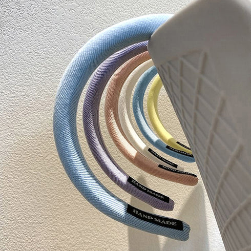 カチューシャ 幅広 ヘアアクセサリー小顔 レディース 大人可愛い 韓国風 ワイドカチューシャ 洗顔 痛くない ヘアアレンジ プチプラ 髪留め カジュアル 髪飾り 83XTAO-001