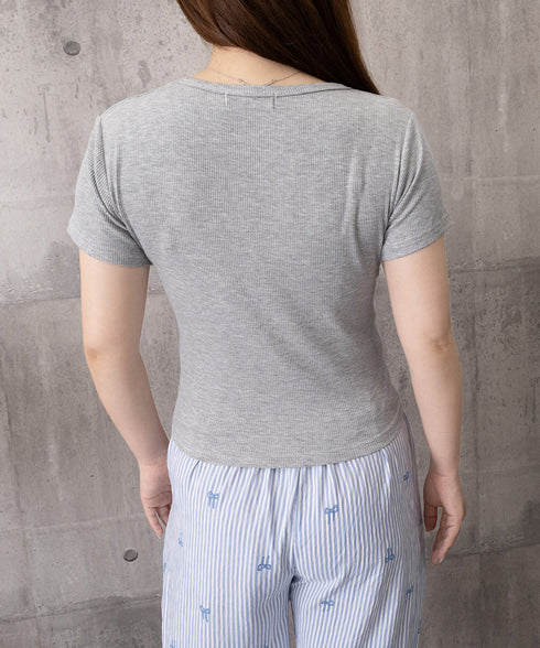 レースレイヤードテレコTシャツ着やせ夏服 レディース ヘンリーネック 半袖トップスショート丈 コンパクトリボンtシャツ大人可愛いニットソーUネック タイトトップス 83YIKELI-006