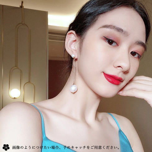 チェーンピアス2wayレディース チェーンピアス2wayレディース フェイクパール ロングピアス 揺れる 韓国 ファッション ホワイト レトロ 83ZHM-001