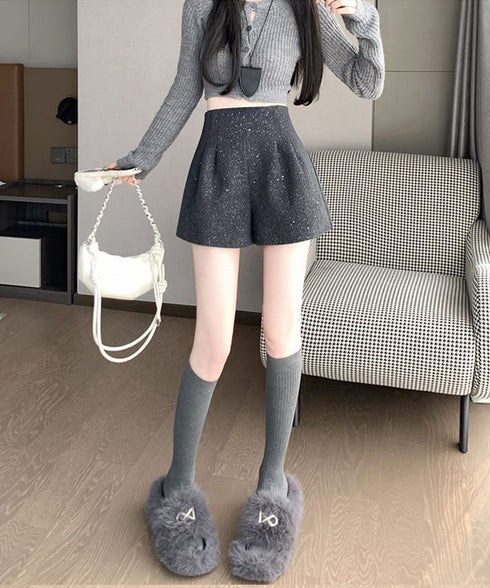 ラメツイード風ショートパンツハイウエスト 大人可愛いAラインショーパン キラキラ タック短パン 春秋冬 美脚脚長 ミニ丈パンツ膝上丈 ワイドショートパンツ 着やせ 84GZYM-009