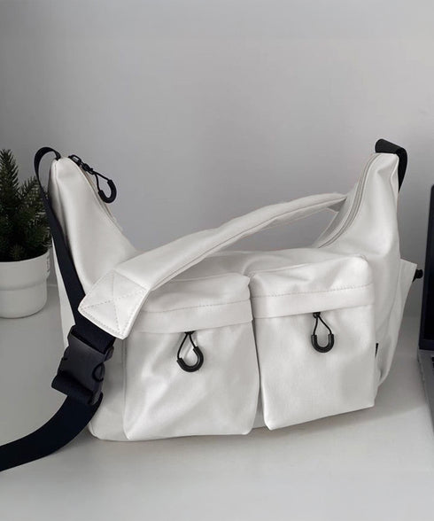 マルチポケットショルダーバッグナイロン鞄 多収納肩掛けバッグレディース ポケット多い 韓国風軽量バッグおしゃれ メッセンジャーバッグ 通学バッグ学生斜め掛けバッグ 84HBJP-008