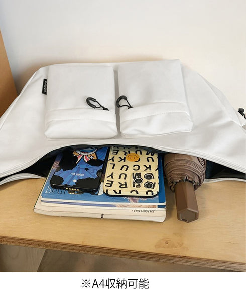 マルチポケットショルダーバッグナイロン鞄 多収納肩掛けバッグレディース ポケット多い 韓国風軽量バッグおしゃれ メッセンジャーバッグ 通学バッグ学生斜め掛けバッグ 84HBJP-008