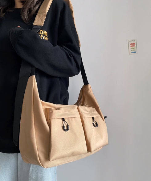 マルチポケットショルダーバッグナイロン鞄 多収納肩掛けバッグレディース ポケット多い 韓国風軽量バッグおしゃれ メッセンジャーバッグ 通学バッグ学生斜め掛けバッグ 84HBJP-008